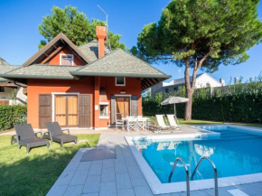 Villa with nice private pool on Isola di Albarella